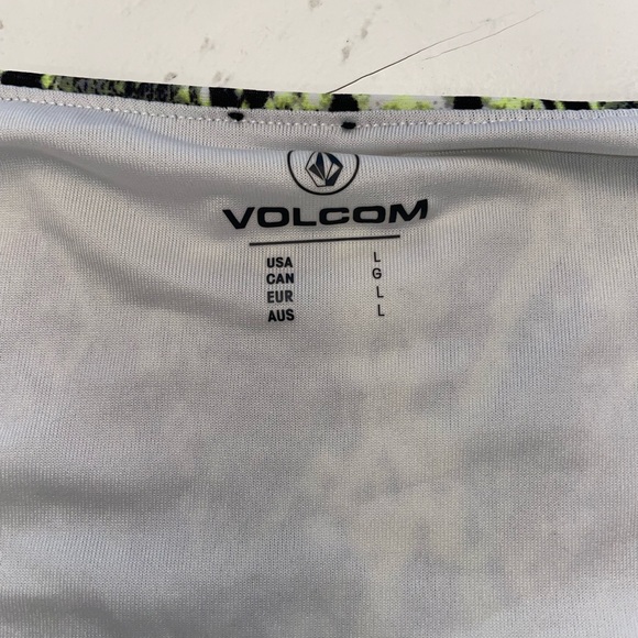 Volcom bikini - Picture 4 of 4